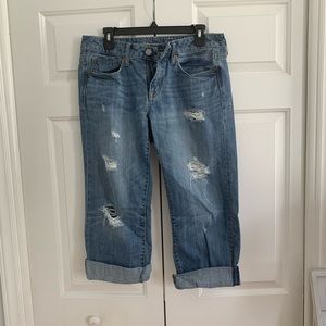 American Eagle Distressed Boy Fit Capris